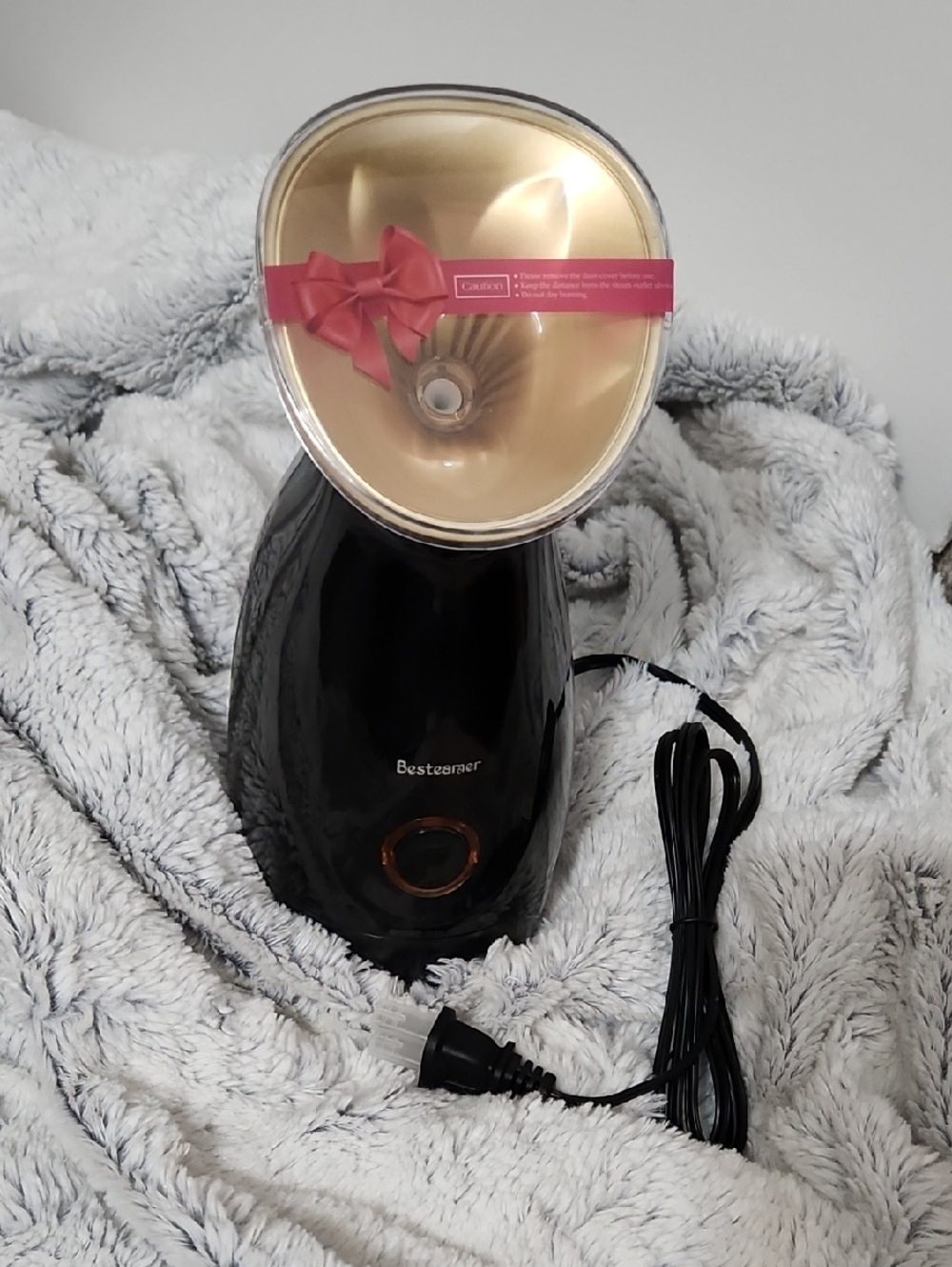Besteamer Facial Steamer - Black & Gold